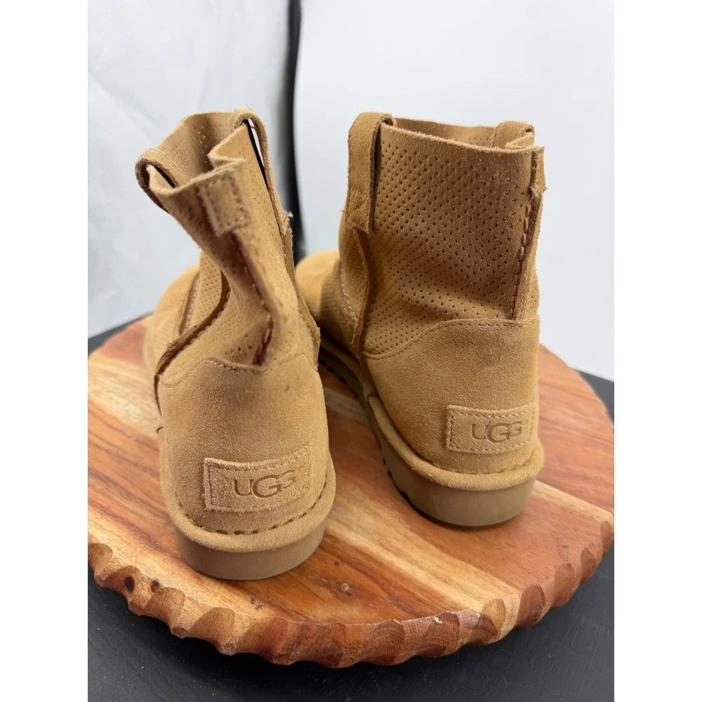 UGG‎ Classic Unlined Mini Boot Women 10 Chestnut Tan Perforated Suede 1016852
